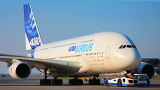 Airbus chiude ufficialmente il progetto A380: addio al gigante dei cieli