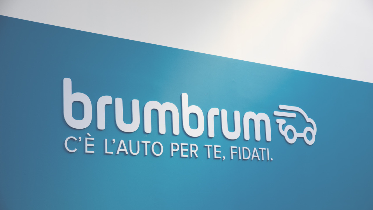 AWS e l'e-commerce di automobili: il caso brumbrum