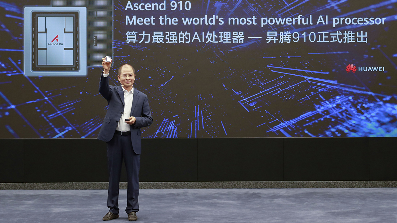 Huawei Ascend 910: il nuovo chip AI apre nuovi scenari per l'intelligenza artificiale