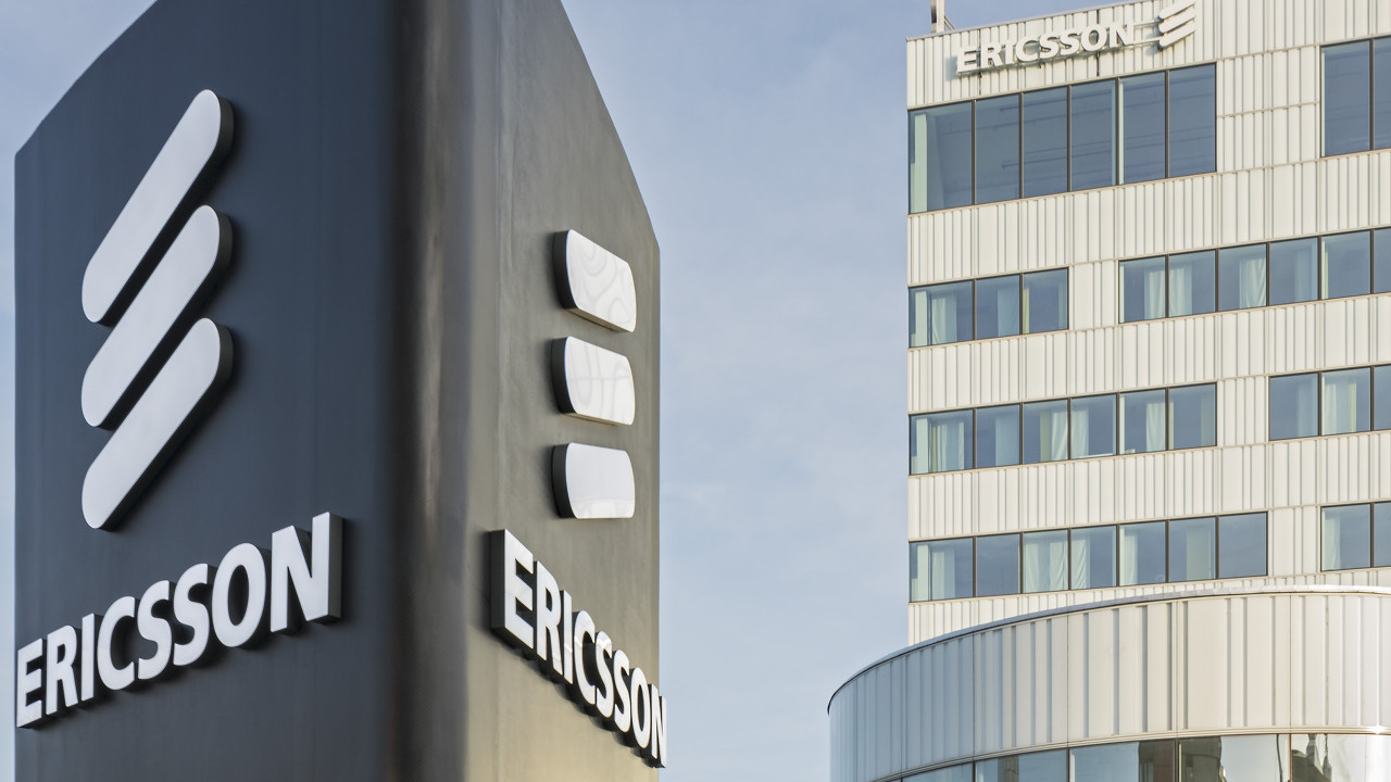 Ericsson e Qualcomm testano con successo un drone connesso tramite 5G all'interno di una smart factory