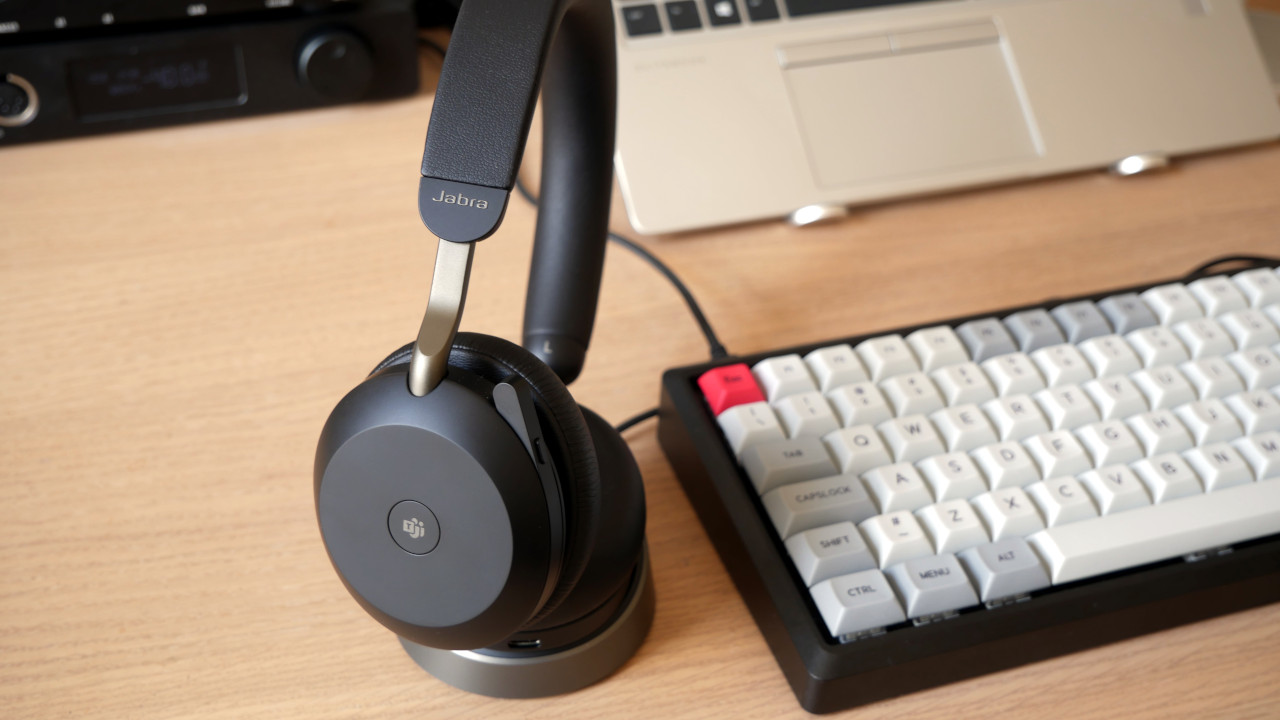 Recensione Jabra Evolve2 75, le cuffie per lavorare in qualunque luogo