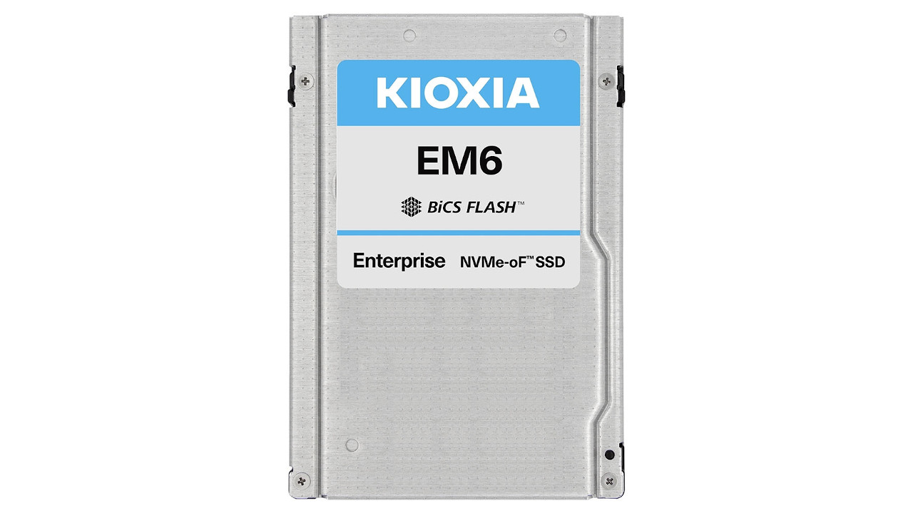 Kioxia EM6: arrivano i primi SSD per data center connessi direttamente alla rete