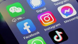 Facebook e Instagram a pagamento in Europa? Piani da 10/13€ al mese per evitare le pubblicità