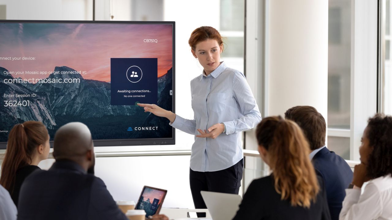 NEC lancia Collaboration Board, una nuova gamma di lavagne interattive