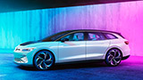 Volkswagen, in arrivo ID.7, la station wagon elettrica erede della Passat