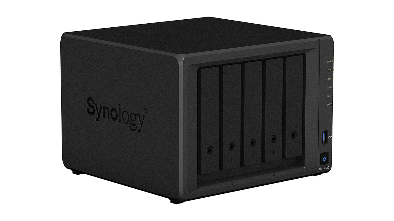 Synology presenta DiskStation DS1520+: 5 dischi, fino a 80 TB di spazio