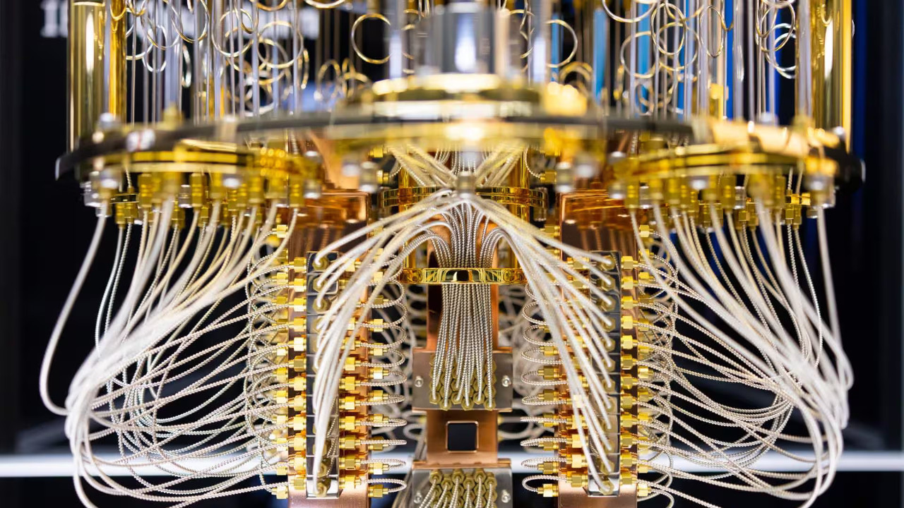 IBM: il quantum computing entra nell'industria con il supercalcolo ibrido