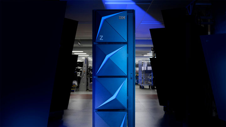 Con IBM z15 la migrazione in cloud passa anche dai mainframe