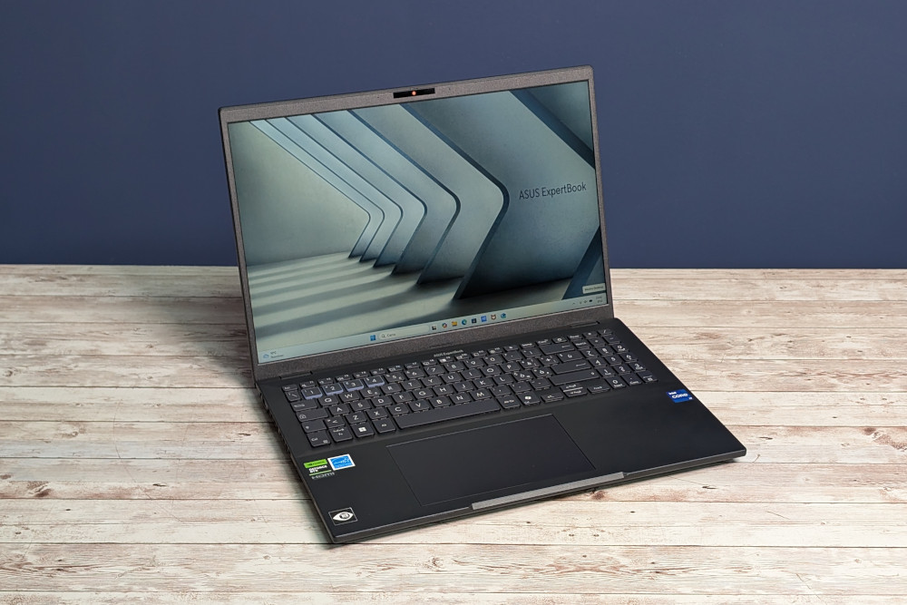 ASUS ExpertBook B3