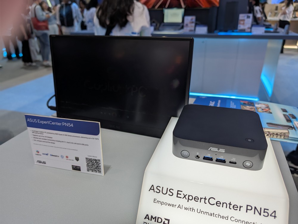 ExpertCenter PN54